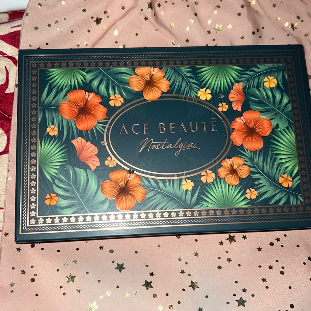 BNIB Ace Beauté eyeshadow palette